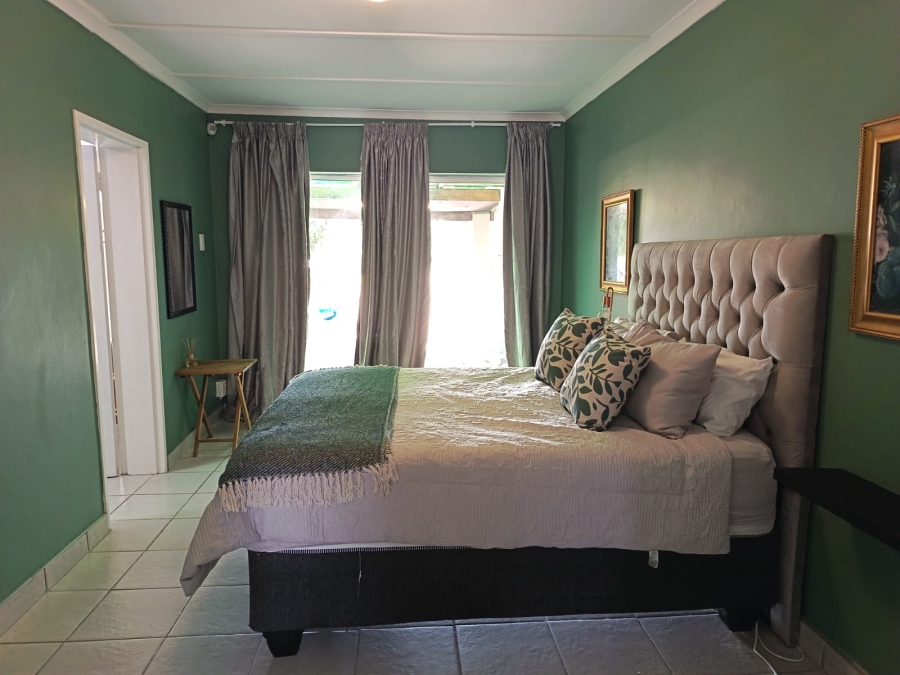 To Let 3 Bedroom Property for Rent in Aston Bay Eastern Cape